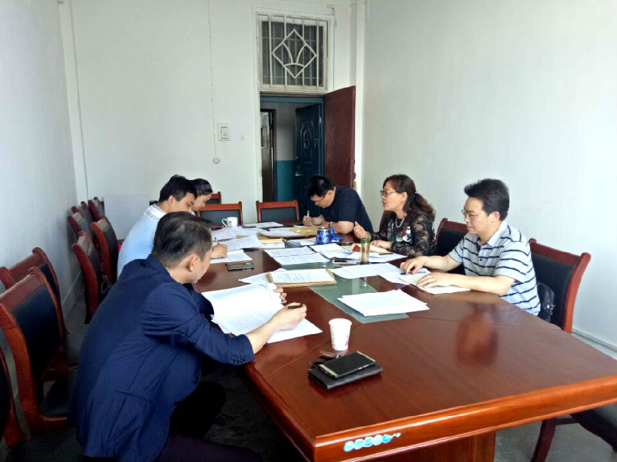 韦德体育
党委开两学一做部署会.jpg